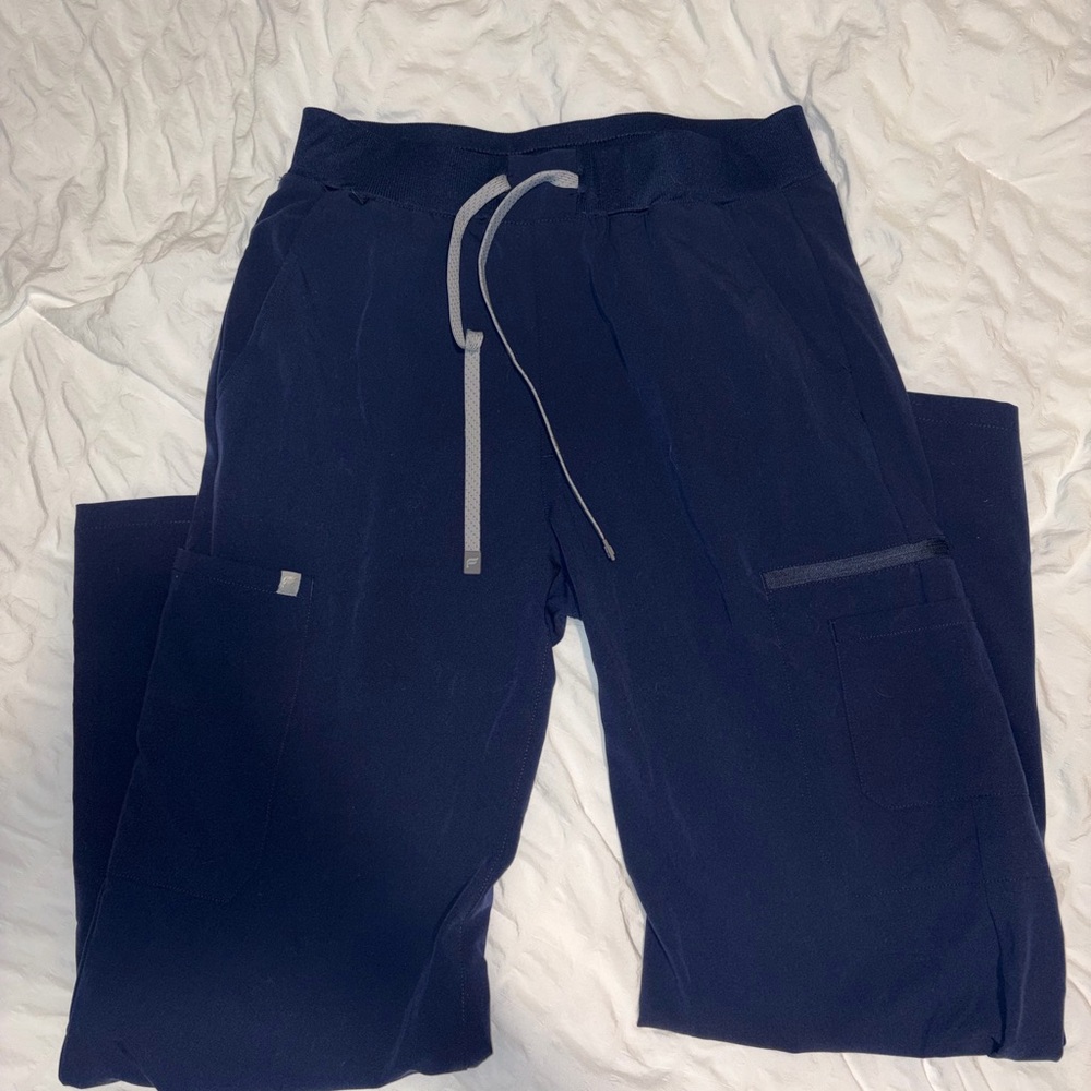 Women’s Fabletic’s Navy Cargo Scrub Pant
